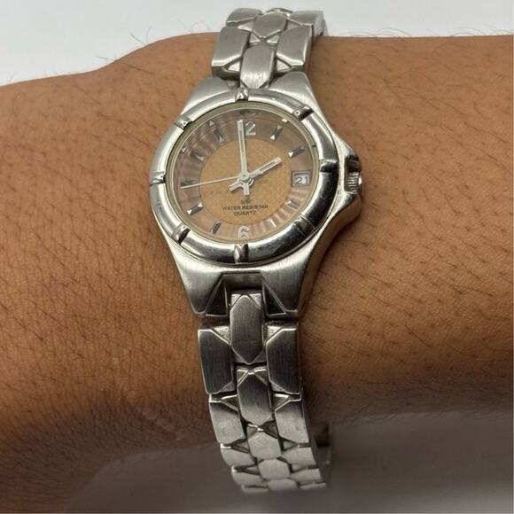 Silver & Brown Retro Watch - Picture 1 of 3